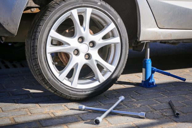 Five Essential Tools For Changing A Tire