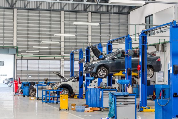 2-Post Car Lift Space Requirements: How Much Room Does It Need?