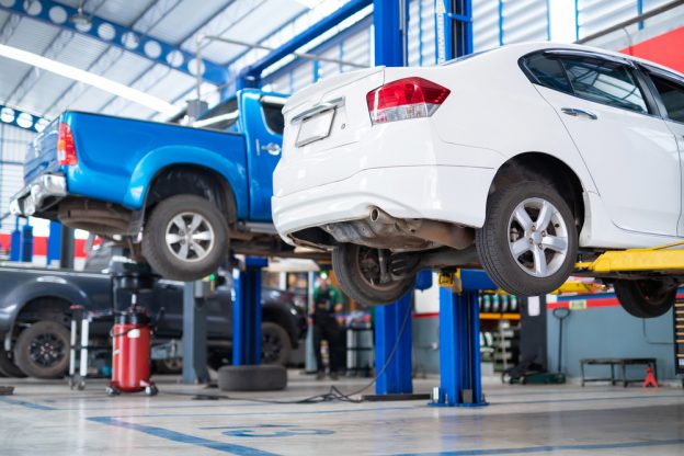 How To Use A Car Lift Safely And Effectively